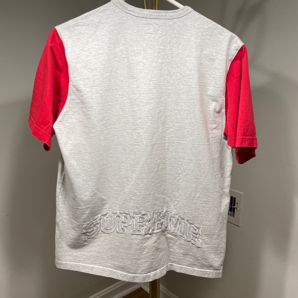 Supreme - Picture 4 of 5